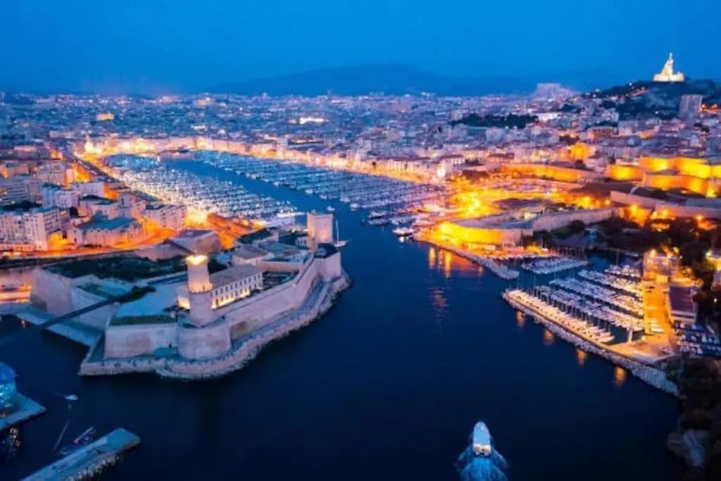 Logement Tres Chaleureux A Marseille